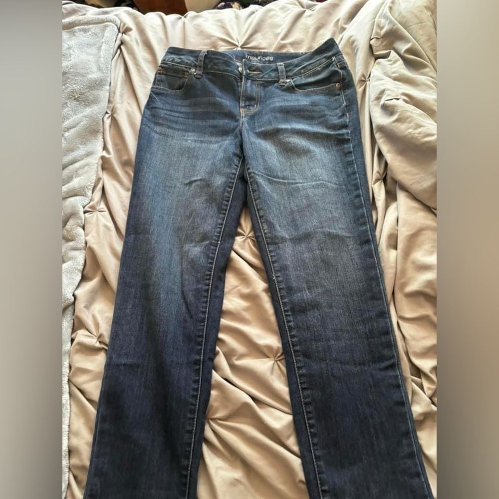 Maurices size 6 jeans barely worn